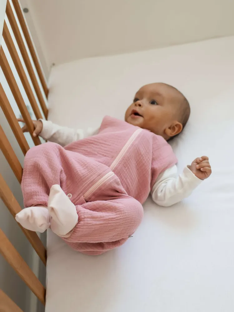 Śpiworek z nogawkami 1 tog Muślin pudrowy róż