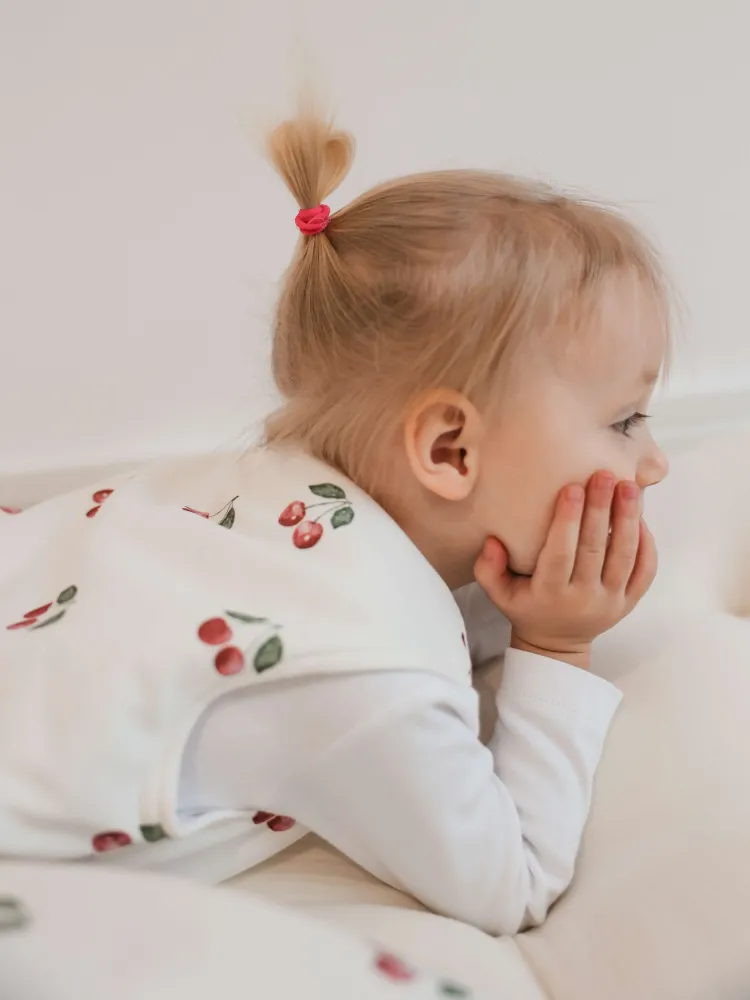 Śpiworek z nogawkami 1,5 tog Wisienki