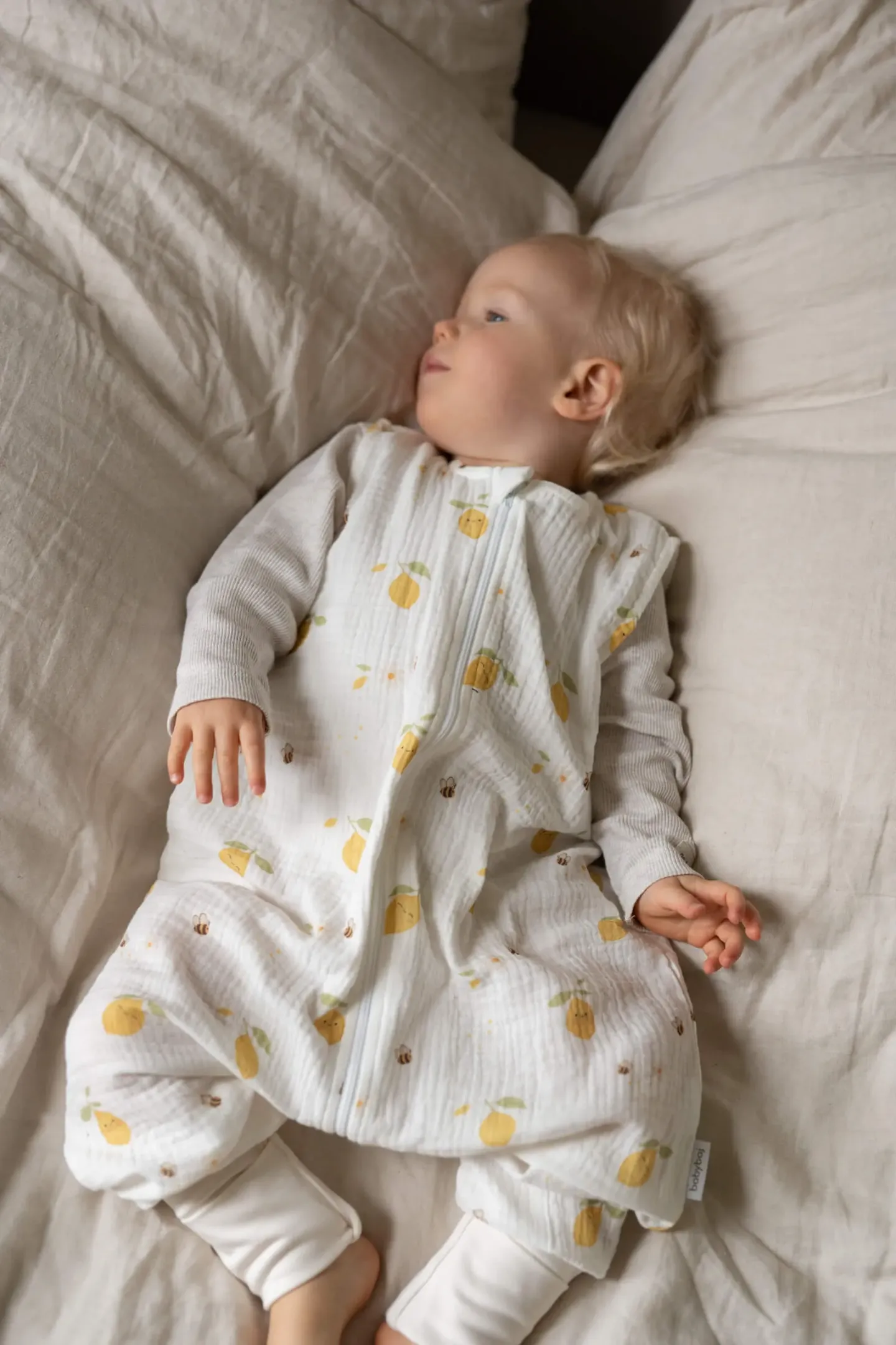 Śpiworek z nogawkami 0.5 tog Muślin Cytrynki